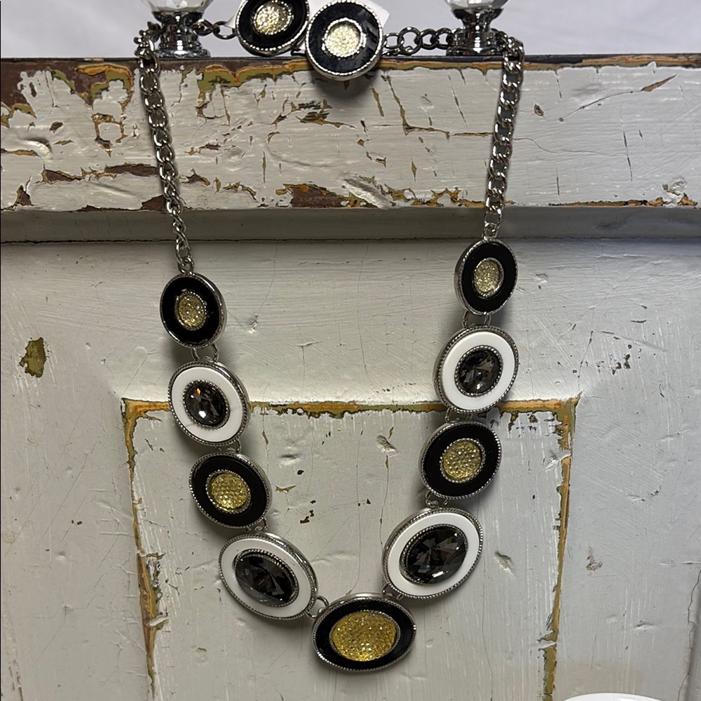 Black and Gold Necklace with glass crystals